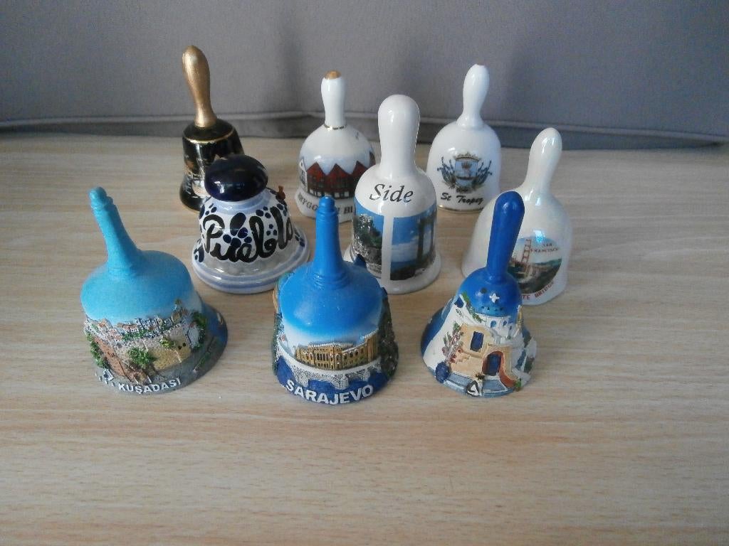9 stuks handbel porselein-diverse -(gewoon model) -, Ophalen of Verzenden, Gebruikt