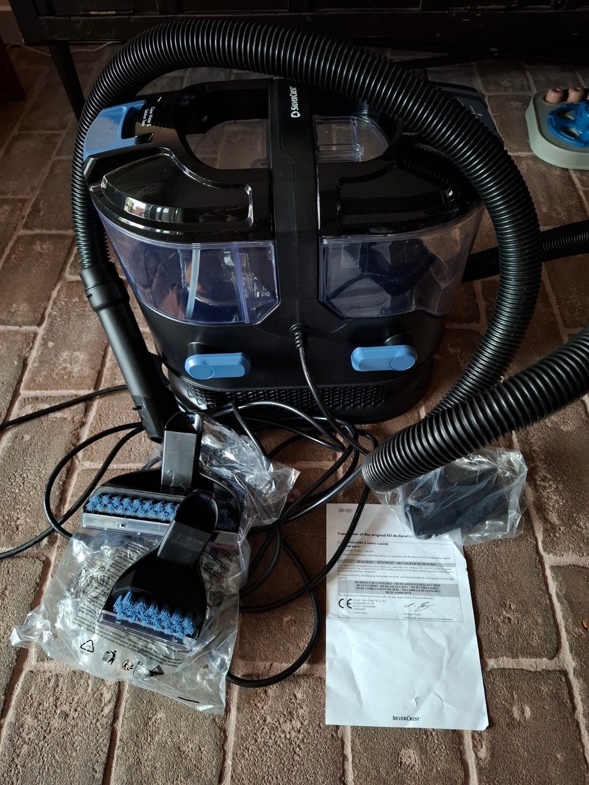 SILVERCREST Tapijtreiniger 800 W (Defect), Witgoed en Apparatuur, Stofzuigers, Ophalen of Verzenden