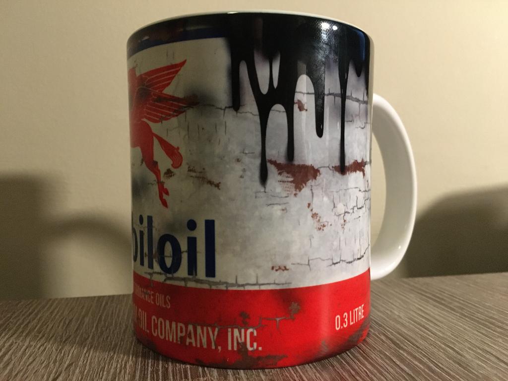 ✅ Mobiloil mok Vintage olie F1 Autosport NIEUW, Verzamelen, Ophalen of Verzenden, Nieuw, Motoren