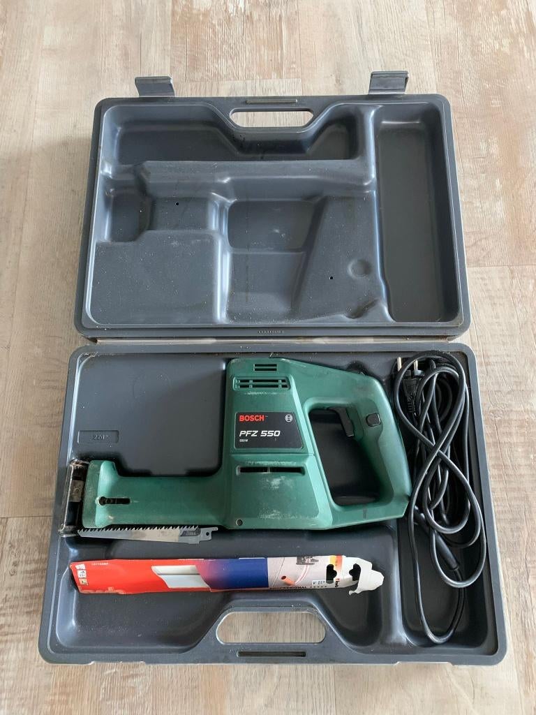 BOSCH PFZ 550 Reciprozaag., Ophalen, Gebruikt, 70 mm of meer, Reciprozaag