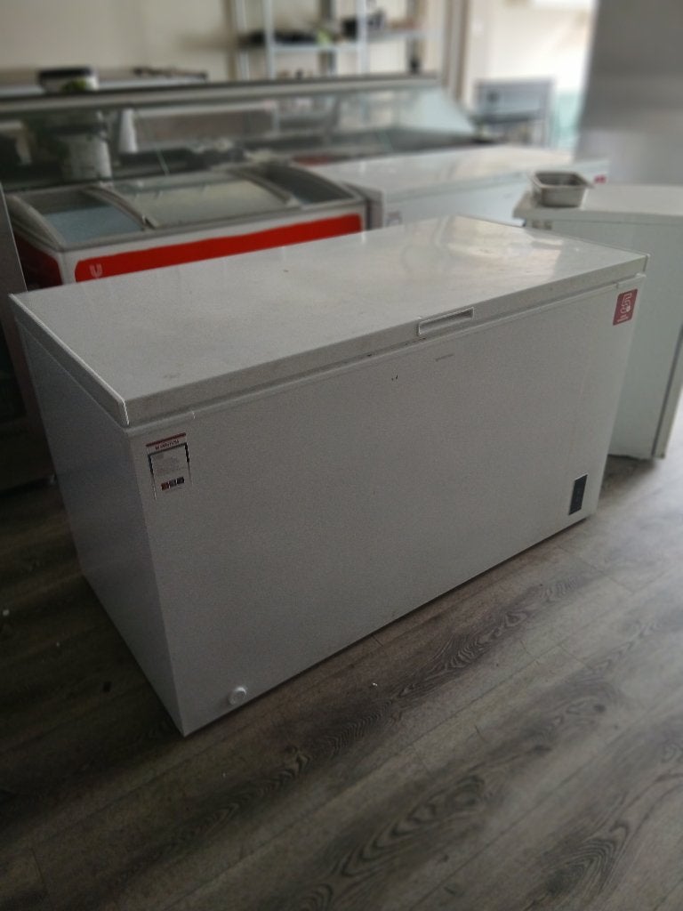 Inventum VK1422W Vrieskist 418 liter, Vrieskist, Minder dan 85 cm, Zo goed als nieuw, Vrijstaand