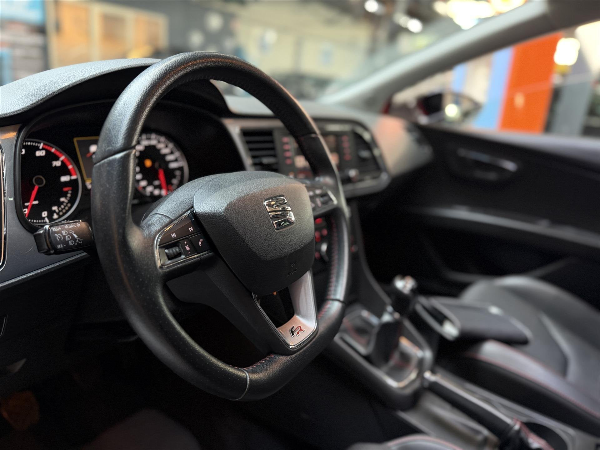 Foto 4 van SEAT Leon 1.4 TSI FR Pano | Led | Maxton | Navi | Clima