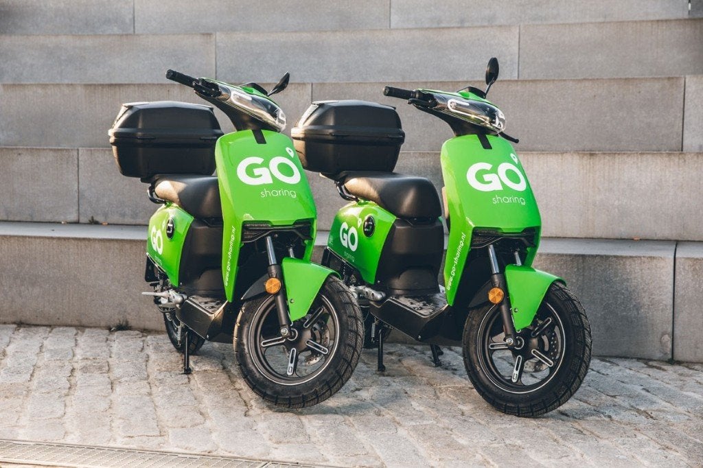 Super Soco CUx opvoeren tot 60 km/u | ex-GO Sharing unlock, Ophalen