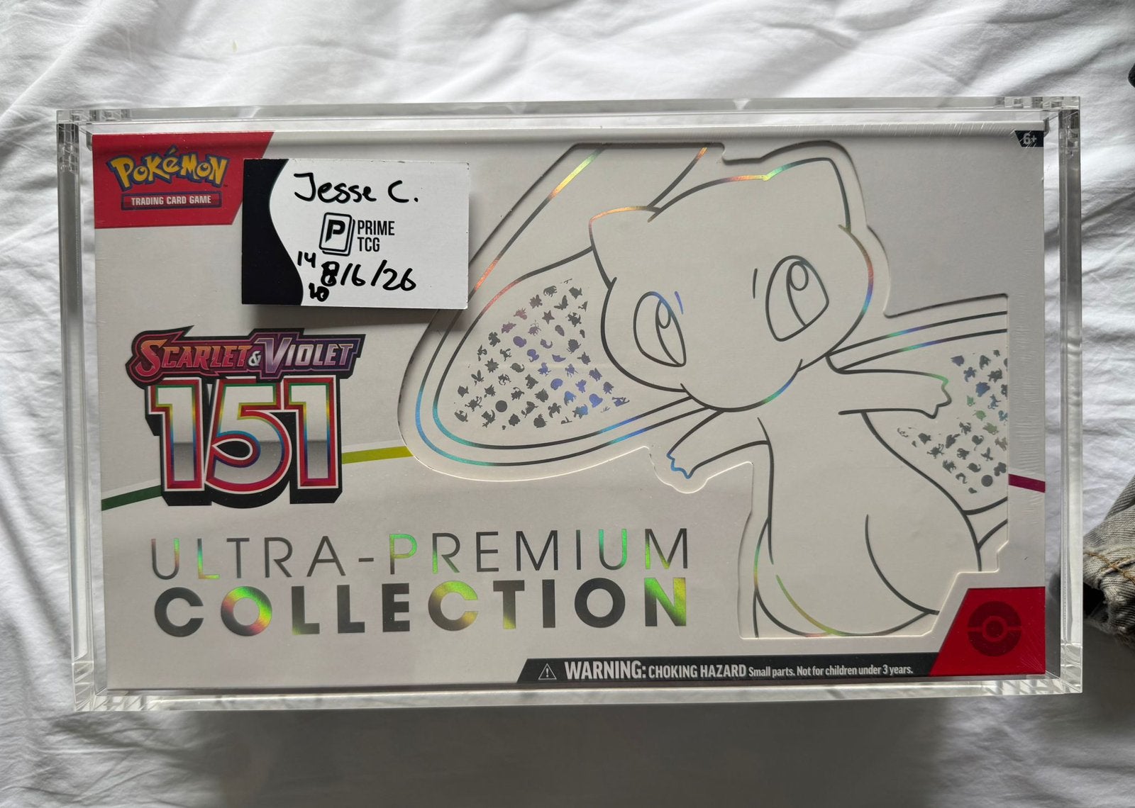 Pokemon 151 UPC inclusief acryl, Ophalen of Verzenden, Zo goed als nieuw