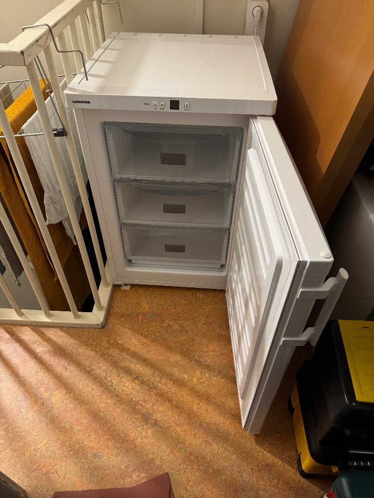Liebhehr tafelmodel vrieskast, Gebruikt, Minder dan 60 cm, Vrijstaand, Ophalen