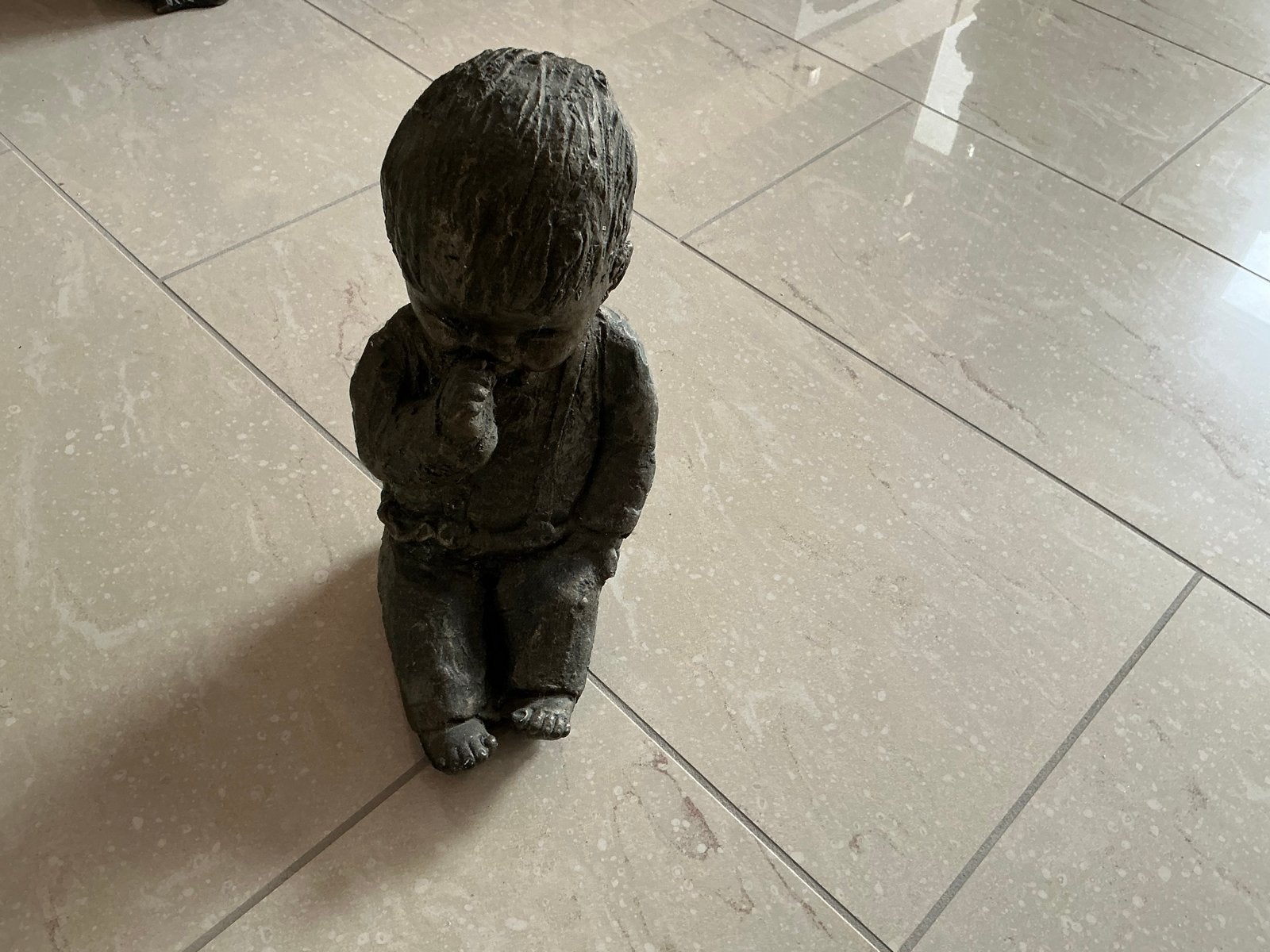 Geert Kunen Beeldje - Jongen 30 cm, Ophalen, Handgemaakt, 20 - 50 cm, Overige materialen