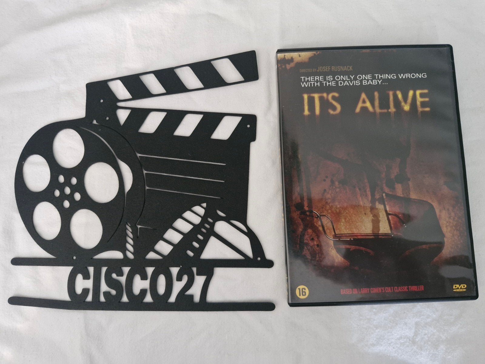 It's Alive, Engels, Vanaf 16 jaar, Nederlands, Overige genres