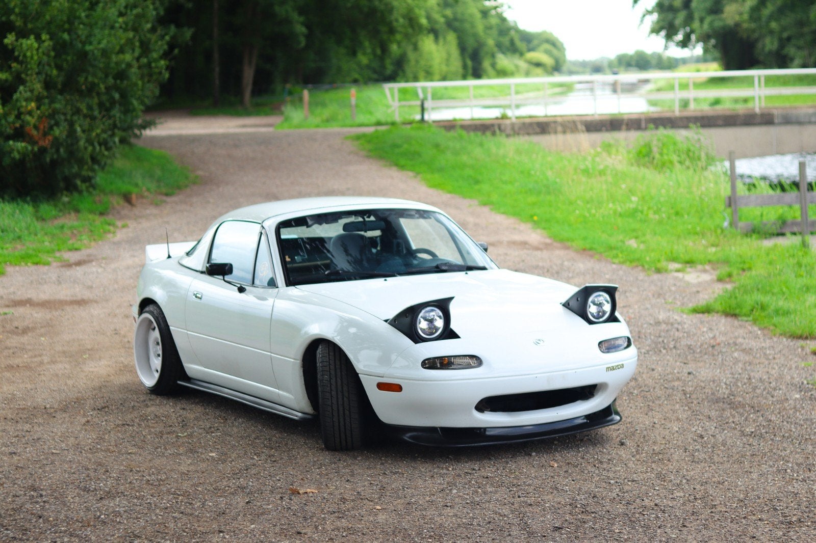 Mazda MX-5 1.6 Miata U9 1992 Grijs, Achterwielaandrijving, Zwart, 4 cilinders, Cabriolet