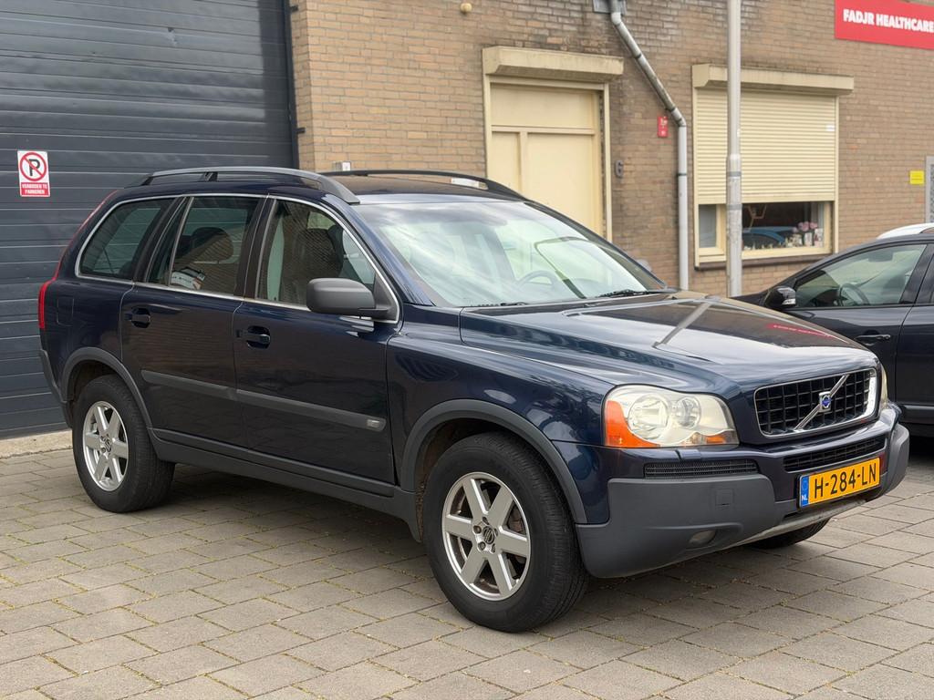 Volvo XC90 2.5 T 7p Leder Automaat rijdt en schakelt prima, Gebruikt, Zwart, Navigatiesysteem, Blauw