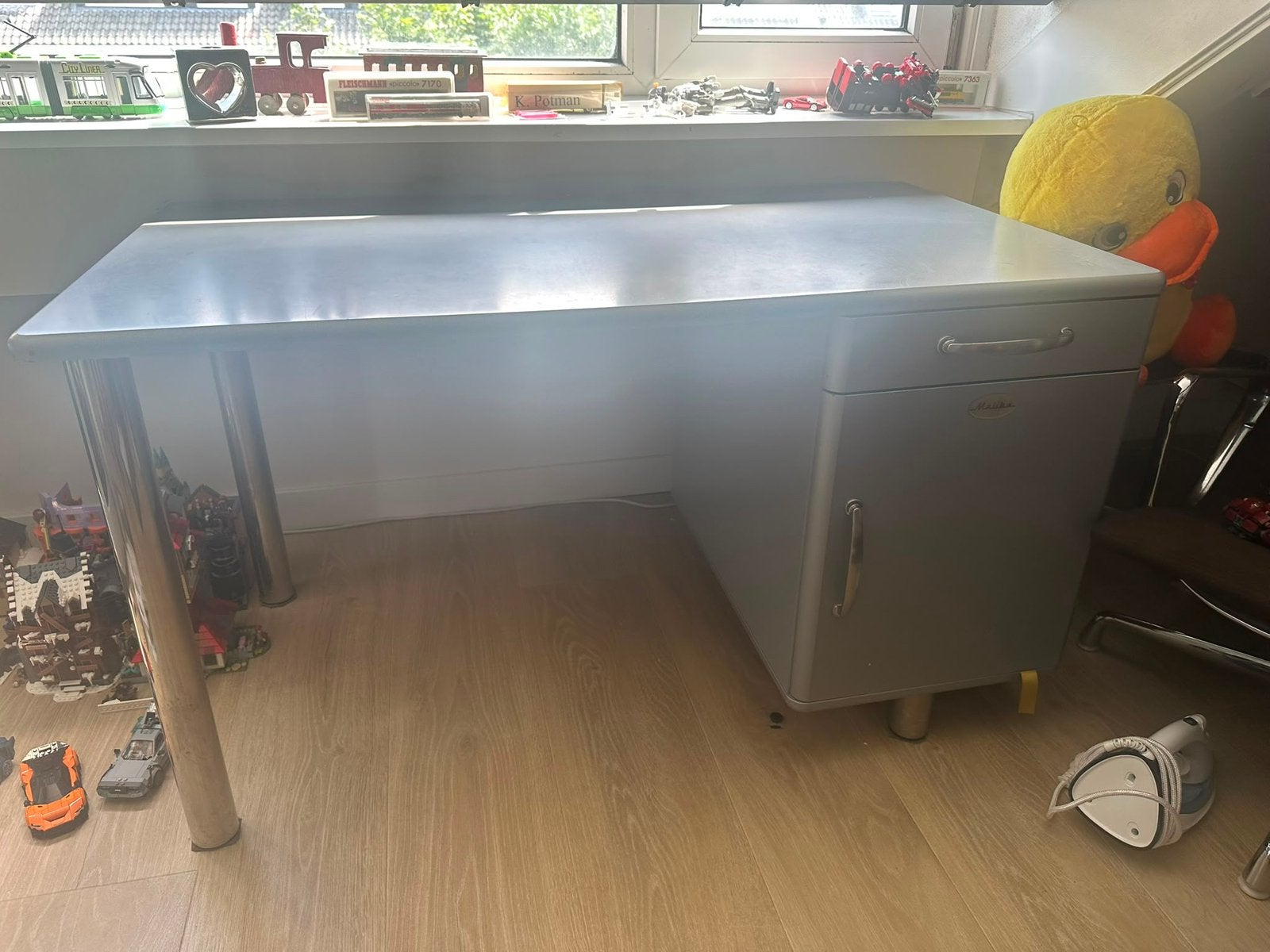 Malibu Bureau, Ophalen, Gebruikt, Spaanplaat of MDF, Overige merken