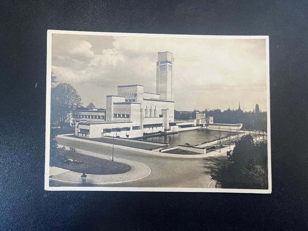 Briefkaart Geuzendam 284j Hilversum Stadhuis gebruikt, Postzegels en Munten, Brieven en Enveloppen | Nederland, Briefkaart, Verzenden