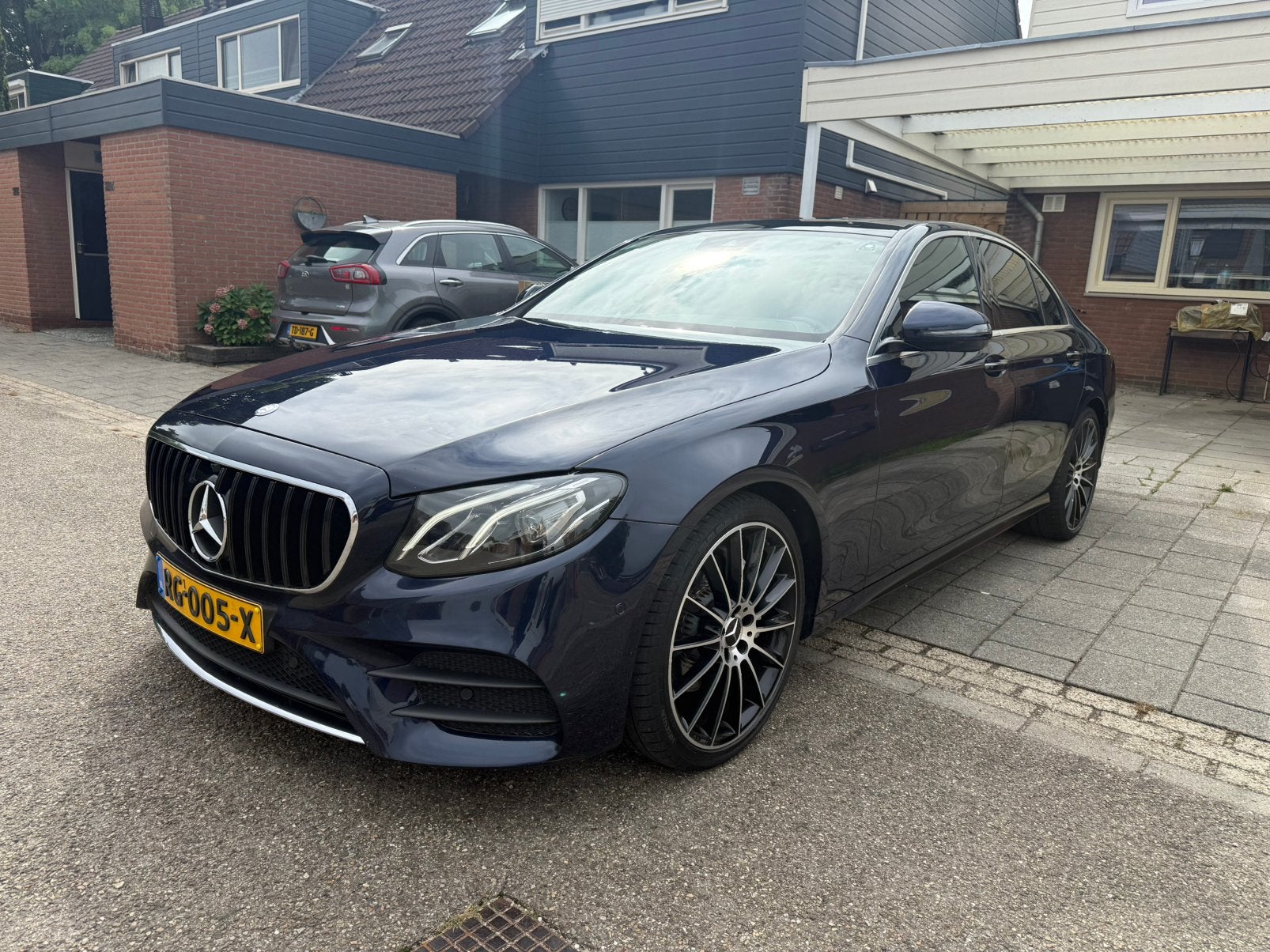 Mercedes-Benz E-Klasse E220 D 2017 NAP PANO BURMESTER, Automaat, Achterwielaandrijving, Lichtsensor, 4 cilinders