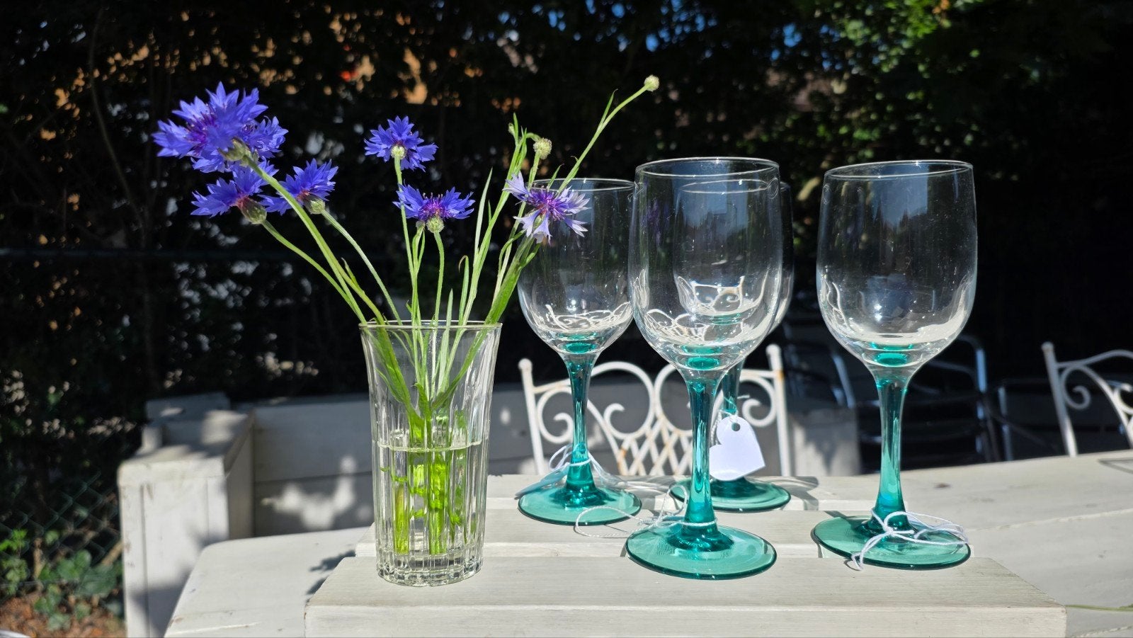 4 Vintage Wijnglazen met Aqua Voet - H18 B7, glazen, Ophalen of Verzenden
