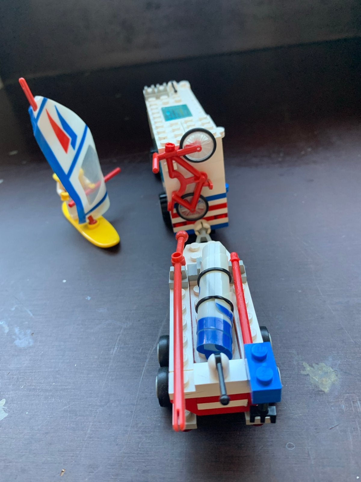 Foto 5 van Lego System 6351 Surfer met Camper en Boot