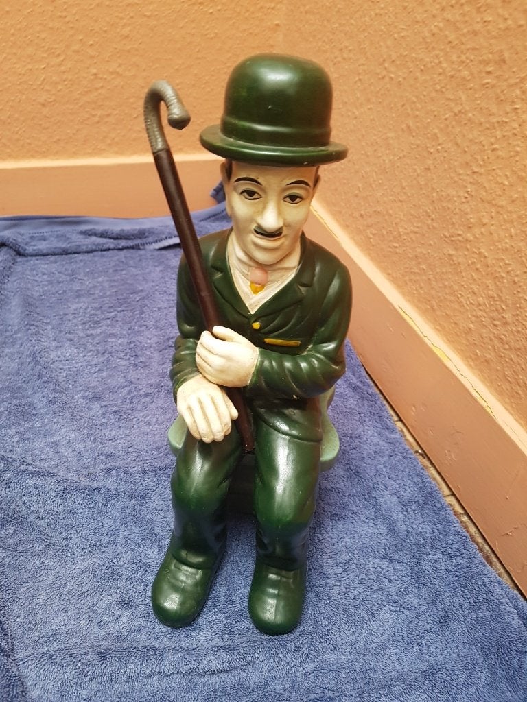 Prachtig beeldje van Charlie Chaplin, voor slechts €25,-, Ophalen of Verzenden, Nieuw, Mens