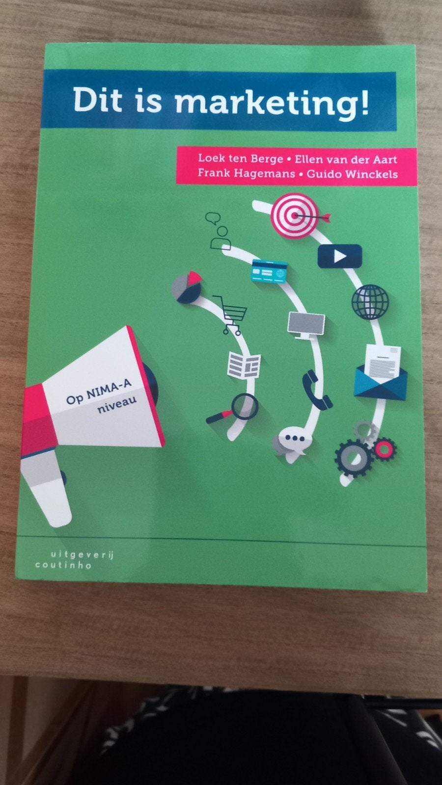 Ellen van der Aart - Dit is marketing!, Ellen van der Aart; Frank Hagemans; Guido Winckels; Loek ten ..., Ophalen of Verzenden