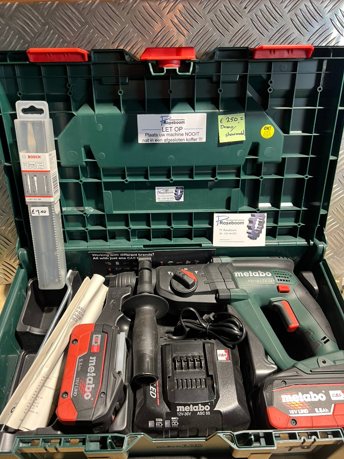 Metabo accu boorhamer met 2x5.5 ah accu’s type KH18LTX24, Doe-het-zelf en Verbouw, Www.metabo.com, Boor- en/of Breekhamer, Ophalen of Verzenden