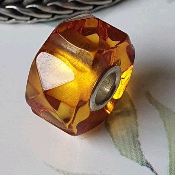 Facet Barsteen Amber uniekie Edelsteen Van Trollbeads. Nr2, Sieraden, Tassen en Uiterlijk, Bedels, Nieuw, Trollbeads, 1 bedel