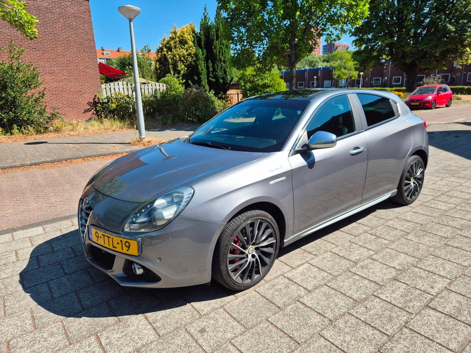 Alfa Romeo Giulietta 1.4 T Exclusive AUTOMAAT, LEER, Euro 6, 4 cilinders, Leder en Stof, Origineel Nederlands