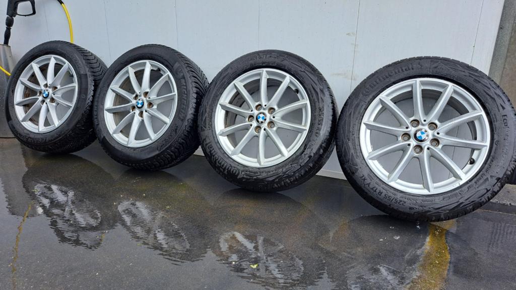 BMW Styling 560 Velgen met banden (o.a voor X1/X2), Ophalen, Gebruikt, Banden en Velgen, 17 inch