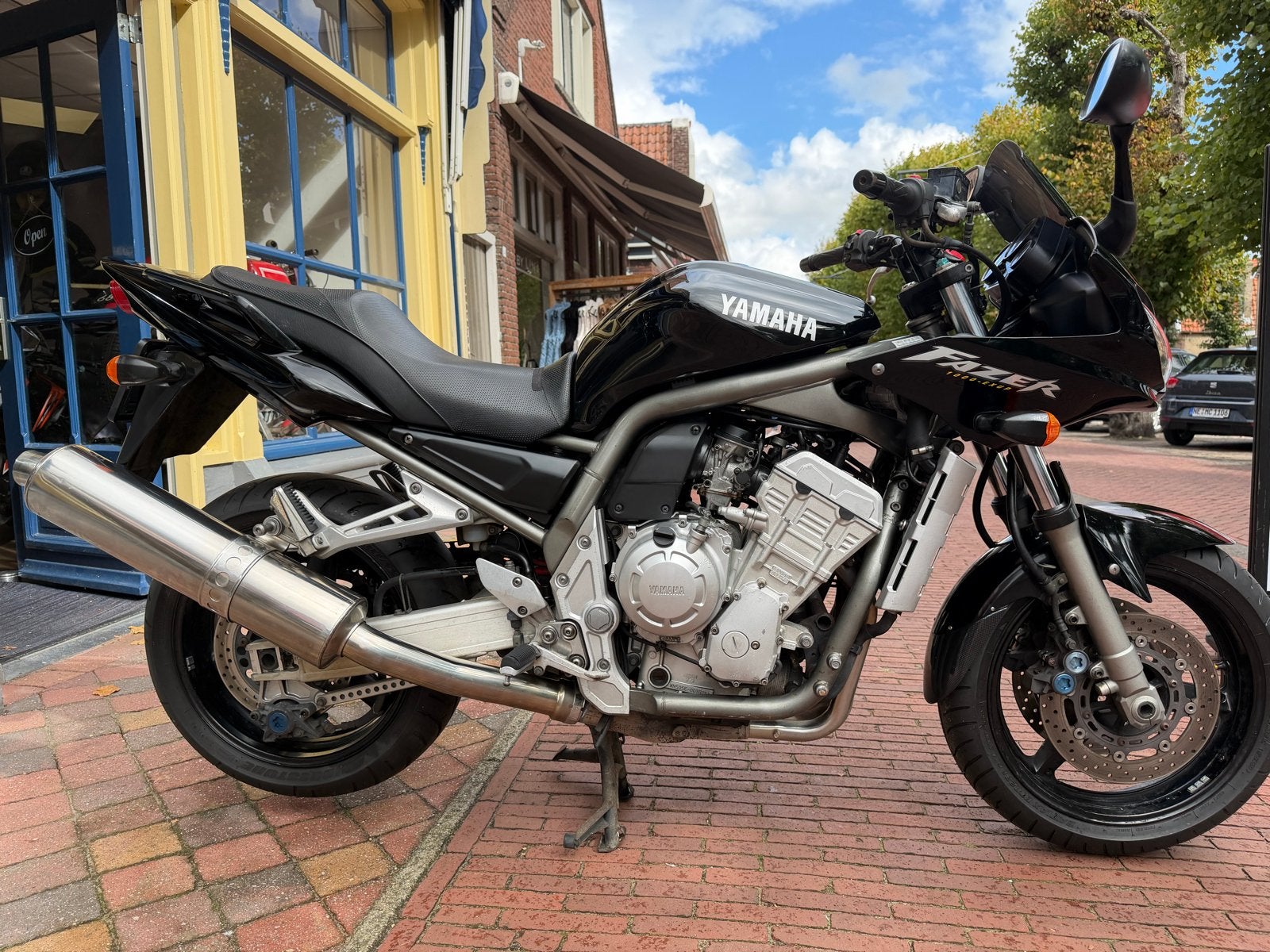 Yamaha FZS1000 Fazer 1000 - 2001 - Rijdt perfect!, Motoren, Info@yamaha.nl, 4 cilinders, Koolhoverlaan 101 1119nc schiphol-rijk