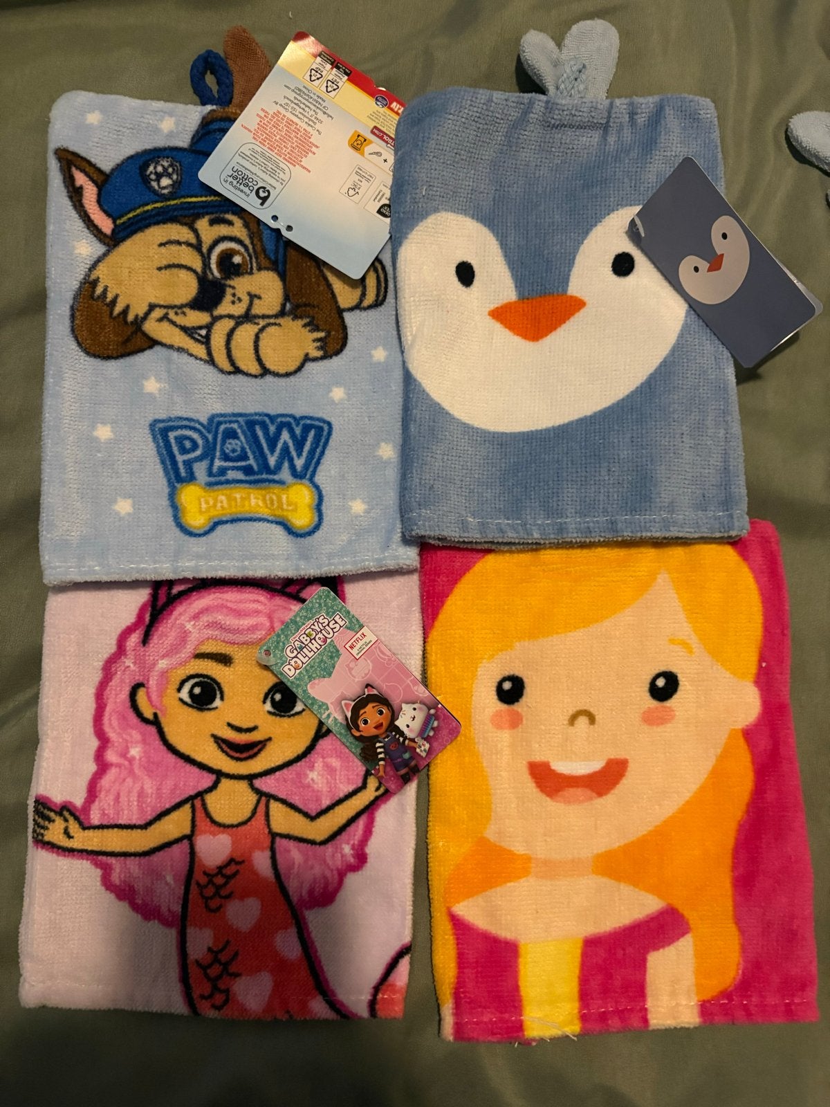 Nieuwe washandjes: Paw Patrol, Gabby's Dollhouse, Pinguïn, Ophalen of Verzenden, Nieuw, Overige typen