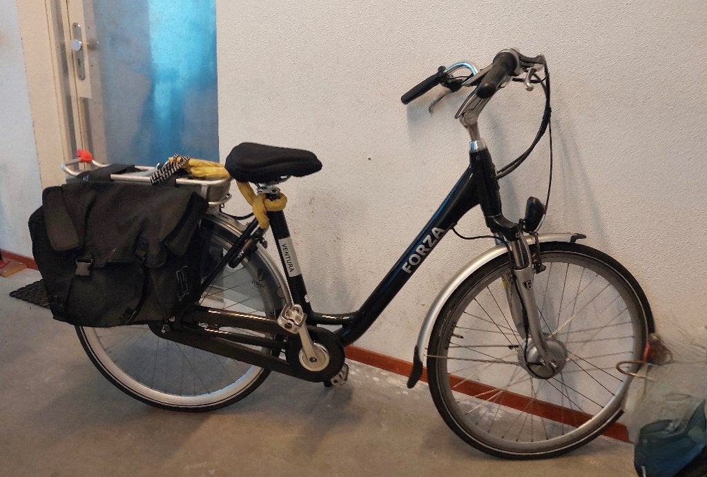 Forza elektrische fiets (eventueel )met fietstas), Fietsen en Brommers, Elektrische fietsen, Gebruikt, 51 tot 55 cm, 50 km per accu of meer