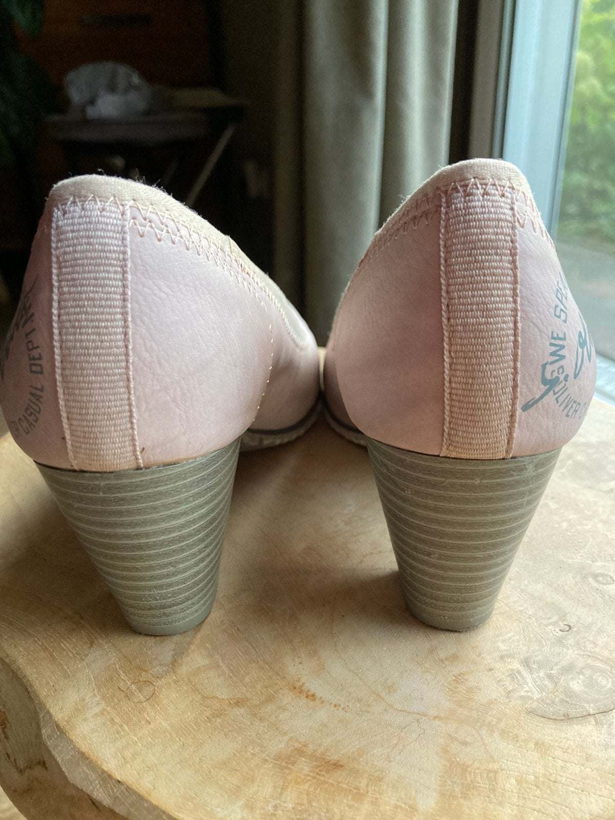 Lichtroze St. Oliver pumps. Maat 36., Kleding | Dames, Ophalen of Verzenden, Zo goed als nieuw, Roze