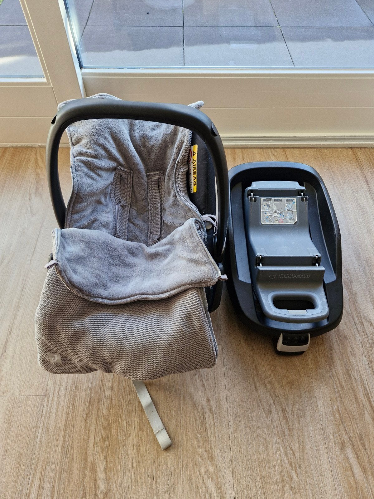 Maxi-Cosi Rock autostoel met Isofix FamilyFix + voetenzak, Ophalen, Gebruikt, Isofix, 0 t/m 13 kg