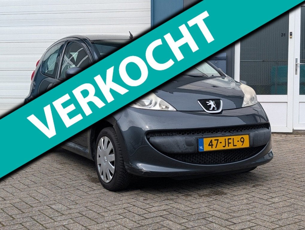 Peugeot 107 1.0-12V XS Urban Move Elec. Ramen Toerenteller, Auto's, Voorwielaandrijving, Stof, Gebruikt, Elektrische ramen