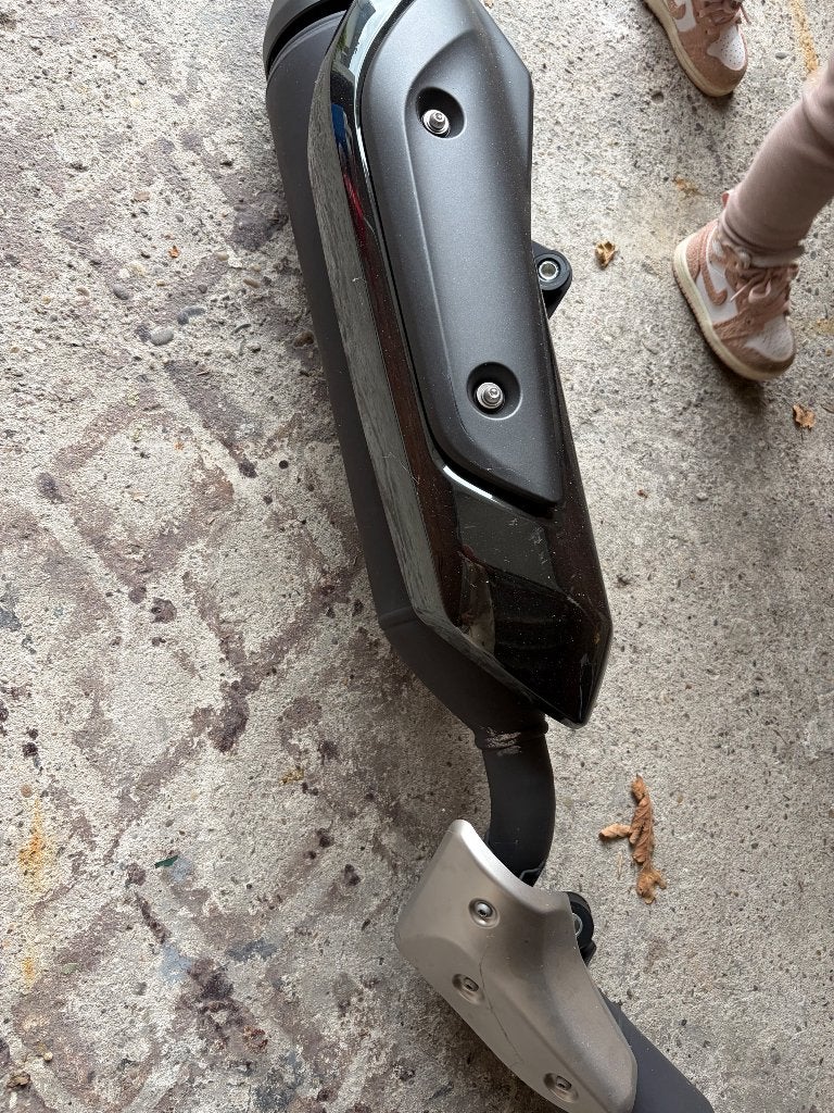 Yamaha TMAX 560 Tech Max (2021) uitlaat – nette staat, Ophalen, Gebruikt