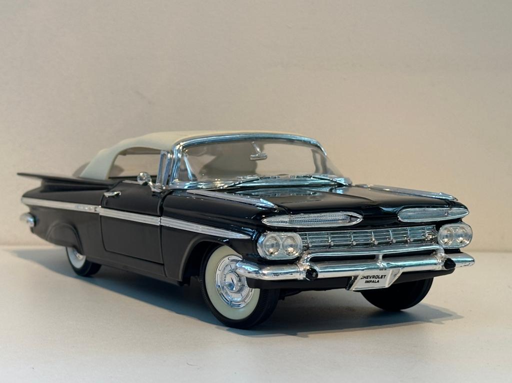 Chevrolet Impala Softtop (1959) | Road Signature | 1:18, Ophalen of Verzenden, Zo goed als nieuw, Auto