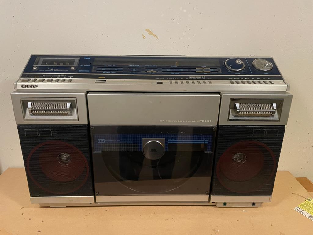 Sharp VZ-2000Z Boombox met Verticale Platenspeler, Audio, Tv en Foto, Stereo-sets, Ophalen, Gebruikt, Cassettedeck, Draagbaar