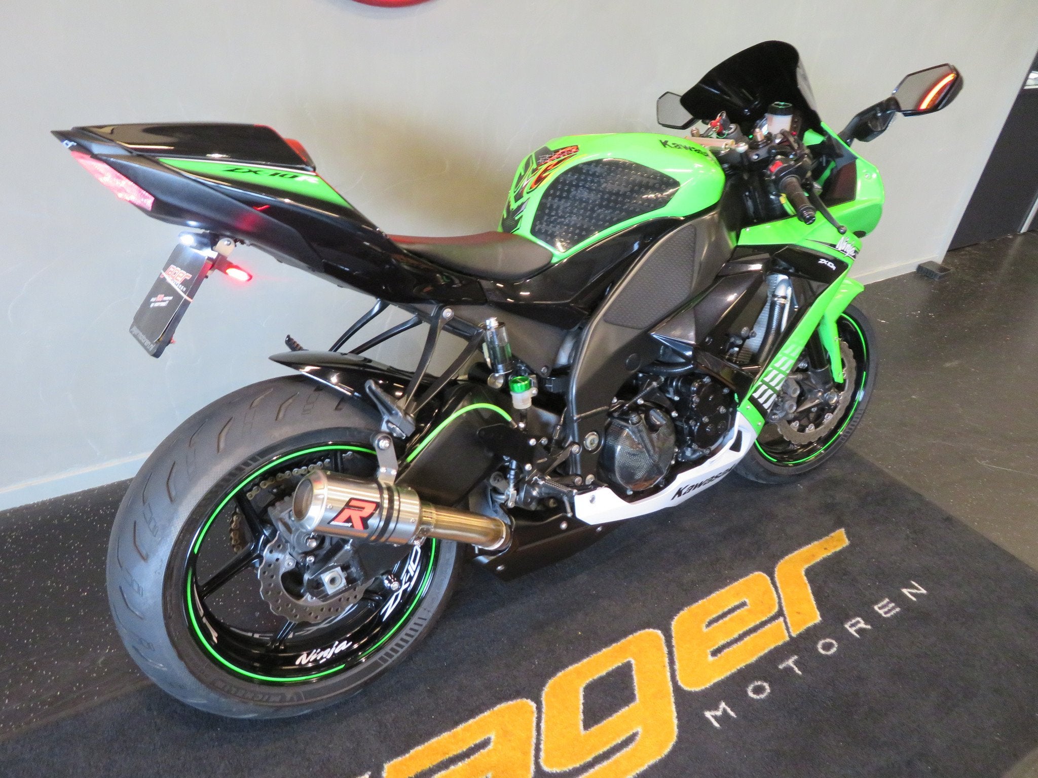 Kawasaki ZX 10R ZX10 ZX-10 NINJA DOMINATOR (bj 2010), Motoren, Motoren | Kawasaki, Bedrijf, Super Sport
