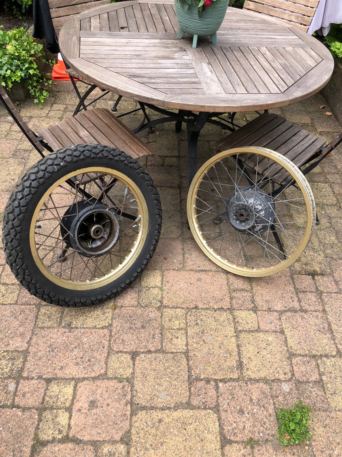 Set Yamaha XT 500 wielen, Ophalen