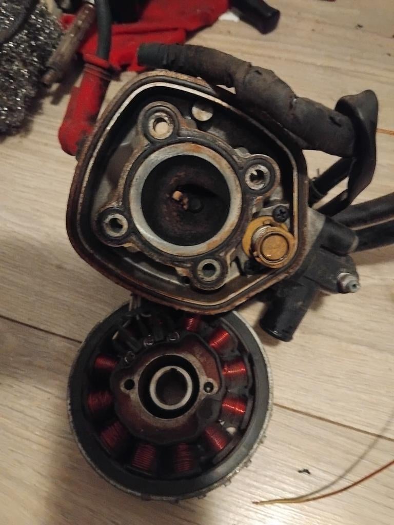 Aprillia sr gilera runner piaggio injectie cilinderkop kop, Fietsen en Brommers, Ophalen, Gebruikt, Cilinder, Piaggio