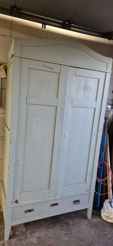 Oude antieke linnenkast, Huis en Inrichting, Kasten | Kledingkasten, Ophalen, Met plank(en), Gebruikt, 100 tot 150 cm