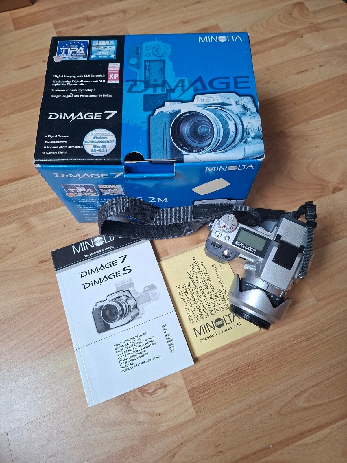 Minolta Dimage 7 Digitale Fotocamera met Handleiding, Gebruikt, Minolta, Ophalen of Verzenden, 4 t/m 7 keer