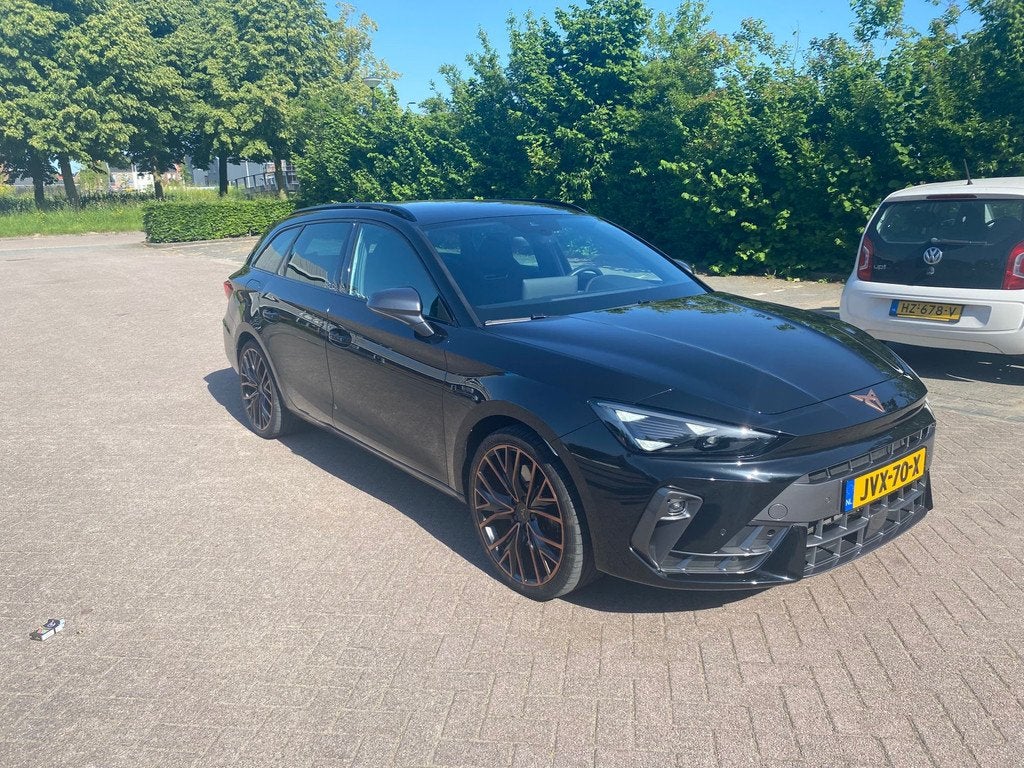 CUPRA Leon Sportstourer 1.5 TSI e-Hybrid 272pk VZ Performanc, Auto's, Cupra, Euro 6, 4 cilinders, 116 pk, Zwart