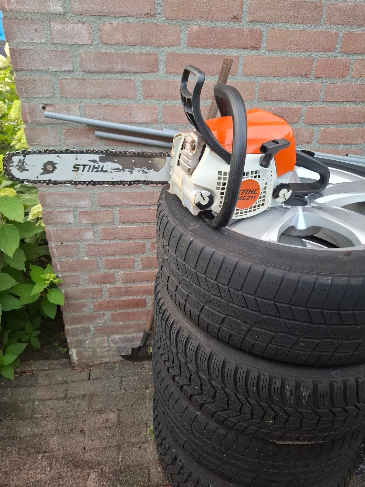Stihl MS 211 motorzaag kettingzaag, Ophalen