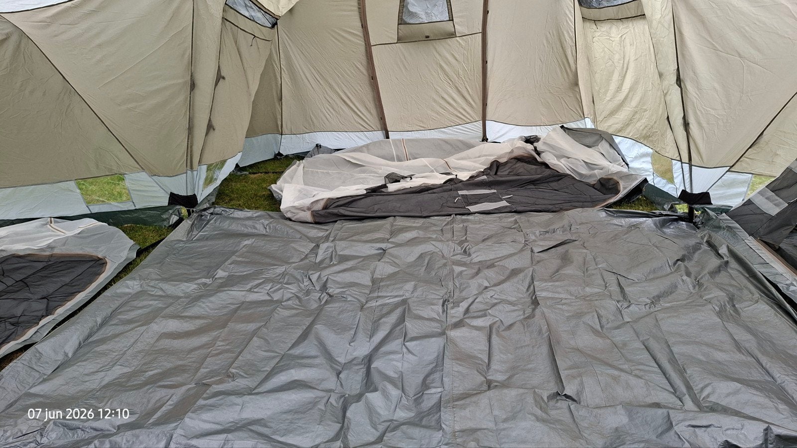Grote groepstent voor 10-15 personen - Ideaal voor kampen, Caravans en Kamperen, Tenten, Ophalen