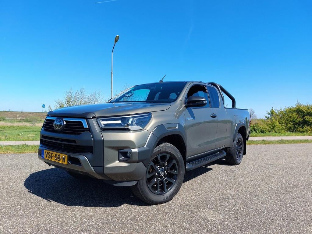 Toyota HiLux 2.4 D-4D Xtra Cab Professional AUTOMAAT. VEEL O, Auto's, Toyota, Bedrijf, Te koop, Hilux, 4x4, ABS, Achteruitrijcamera