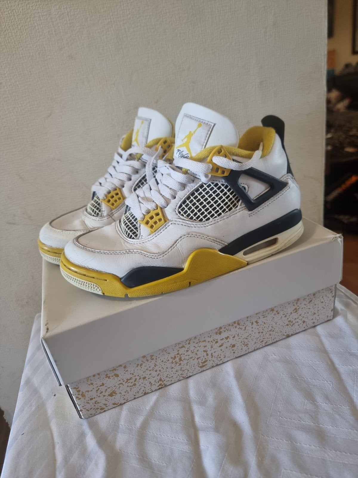 Zeldzame Jordan Flight Sneakers - Maat 39, Kleding | Dames, Schoenen, Nike Air Jordan, Oscagio-Retail sneakers, Geel, Onbekend