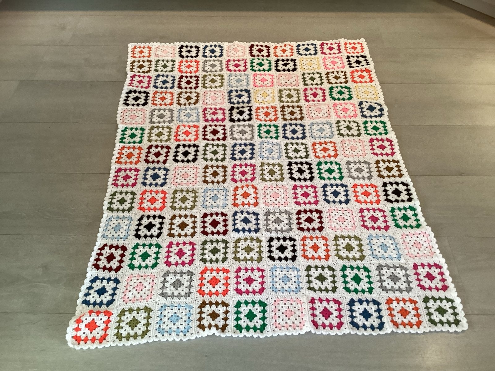 Nieuw Gehaakt Granny Square Deken / Sprei, Ophalen of Verzenden, Nieuw, Overige kleuren, Rechthoekig