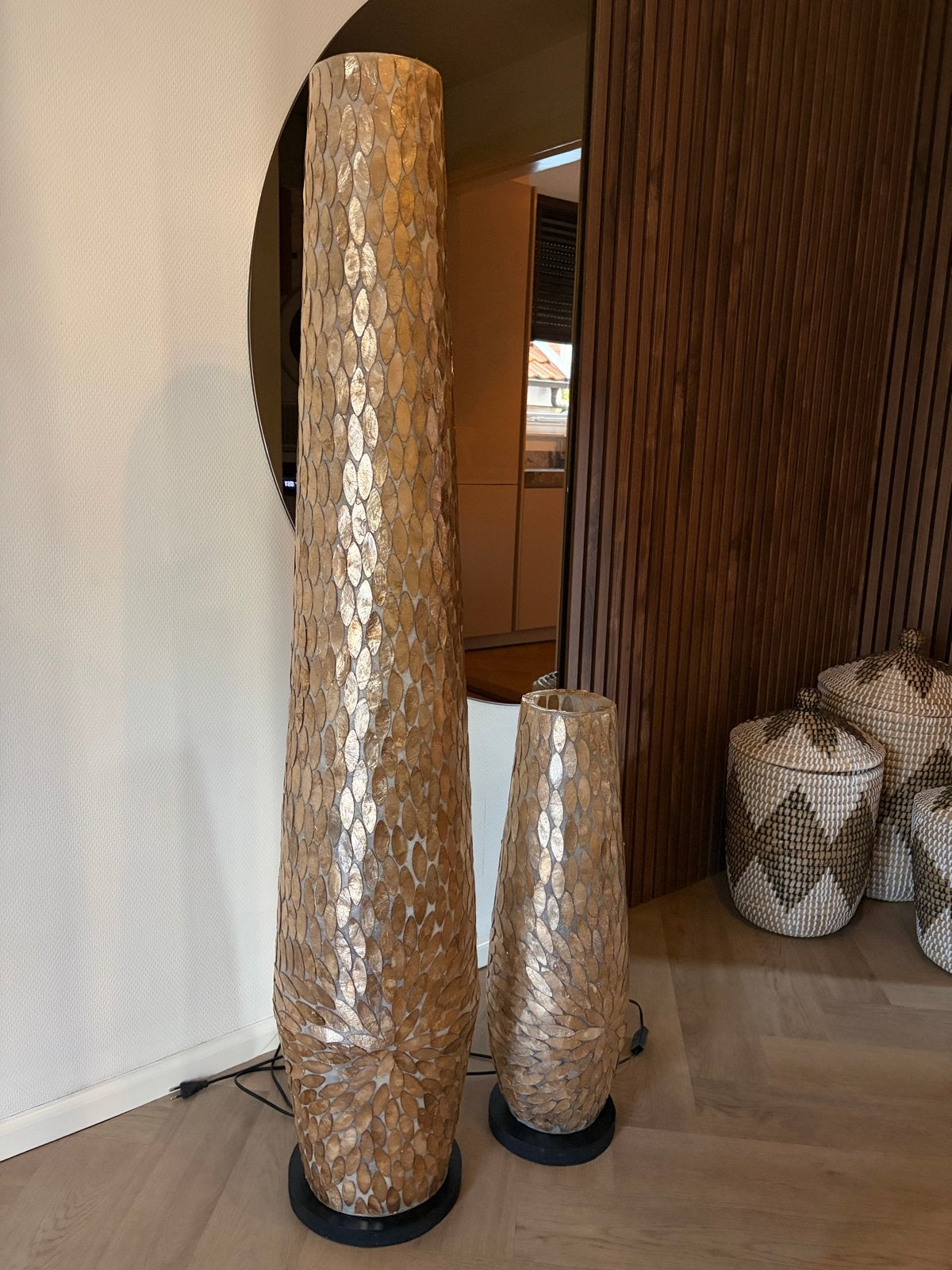 Set van 2 vloerlampen met capiz schelpen, Ophalen, Zo goed als nieuw, Natuurlijk materiaal, 100 tot 150 cm