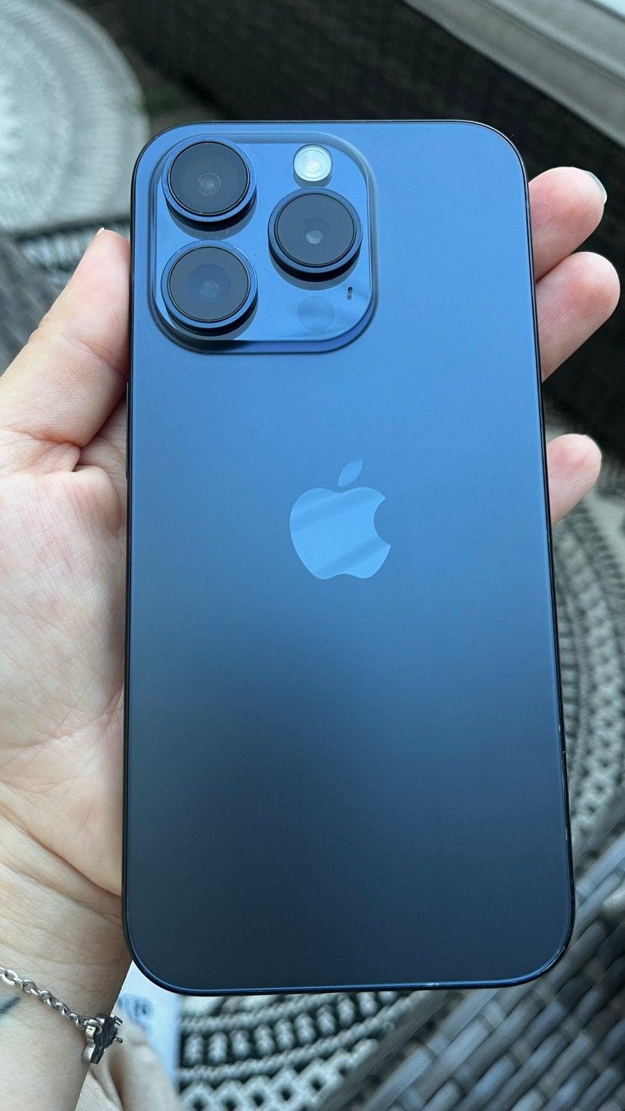 iPhone 15 Pro (als nieuw) met 100% batterij + accessoires, Telecommunicatie, Mobiele telefoons | Apple iPhone, Blauw, Zo goed als nieuw