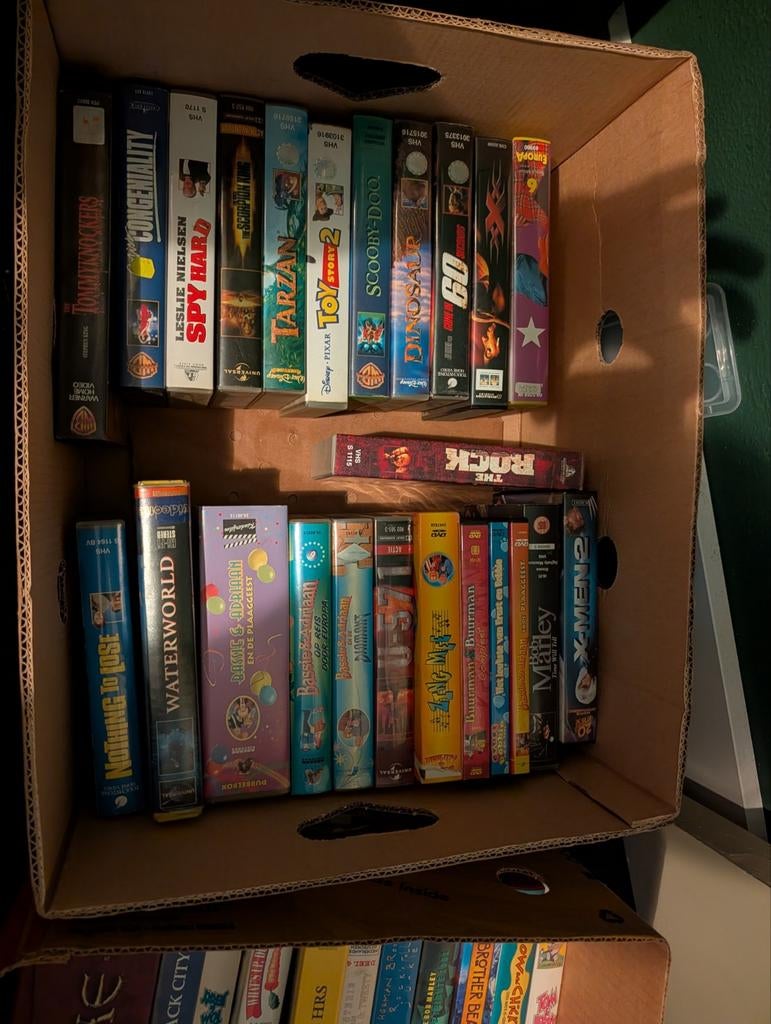 collectie videobanden zoals: Rocky, Indiana Jones, Disney., Cd's en Dvd's, VHS | Film, Ophalen