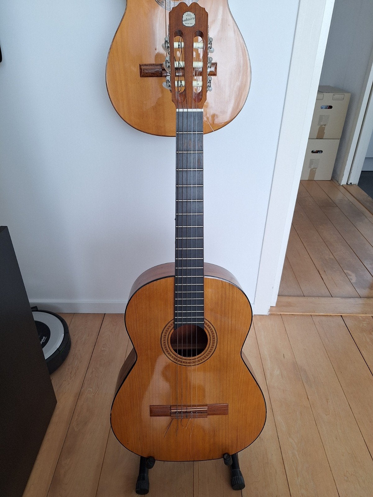 Spaanse Gitaar - Admira Malaga - met tas en standaard, Muziek en Instrumenten, Snaarinstrumenten | Gitaren | Akoestisch, Ophalen
