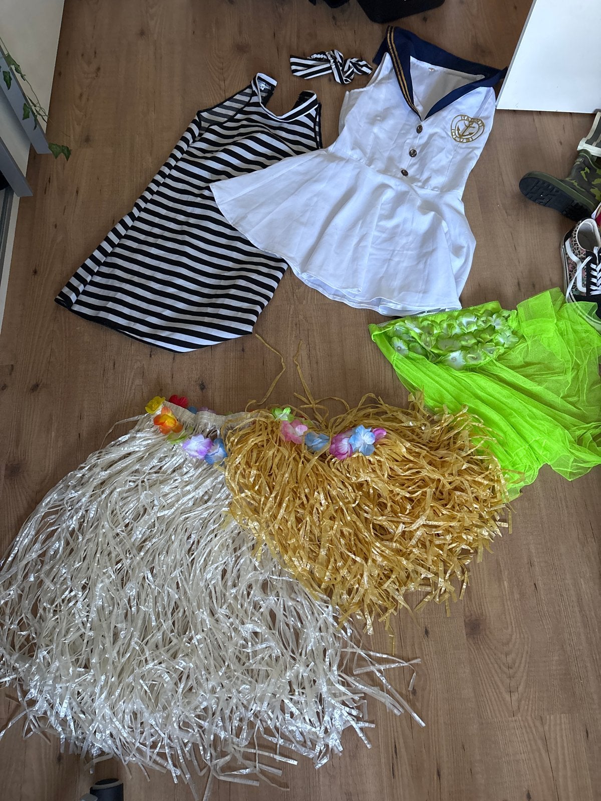 Verkleden Matroos, Hawaiiaans, Zebra,politie Diverse maten, Maat 38/40 (M), Carnaval, Ophalen of Verzenden, Kleding