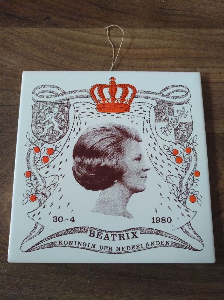 Koningin Beatrix tegel uit 1980 ( Nederland 🟠), Ophalen